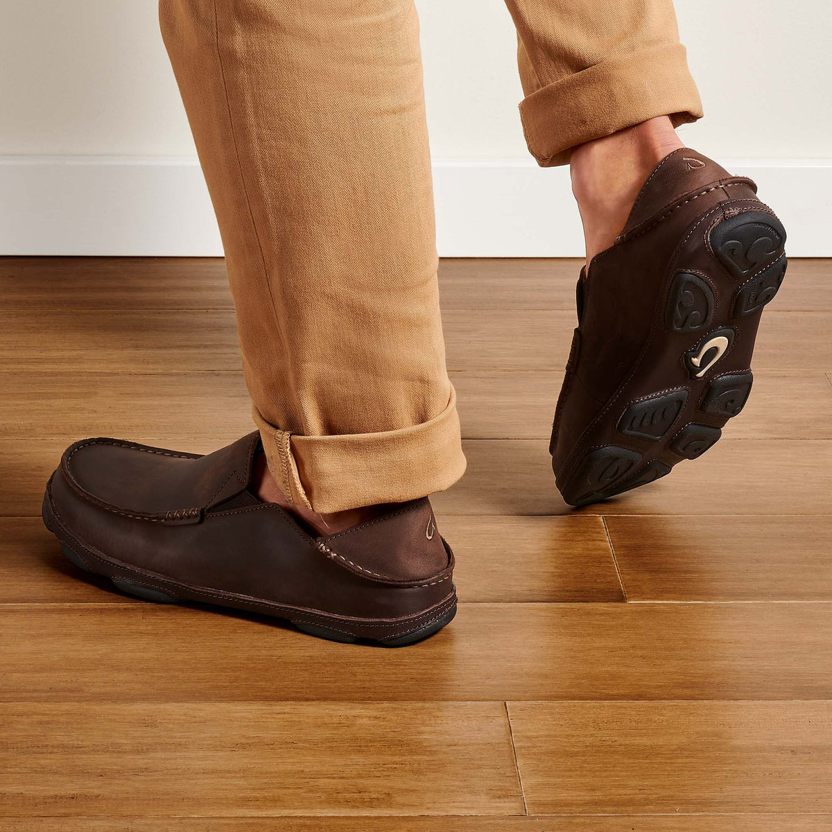 OluKai Moloā Men's Leather Slip On Shoes - Men