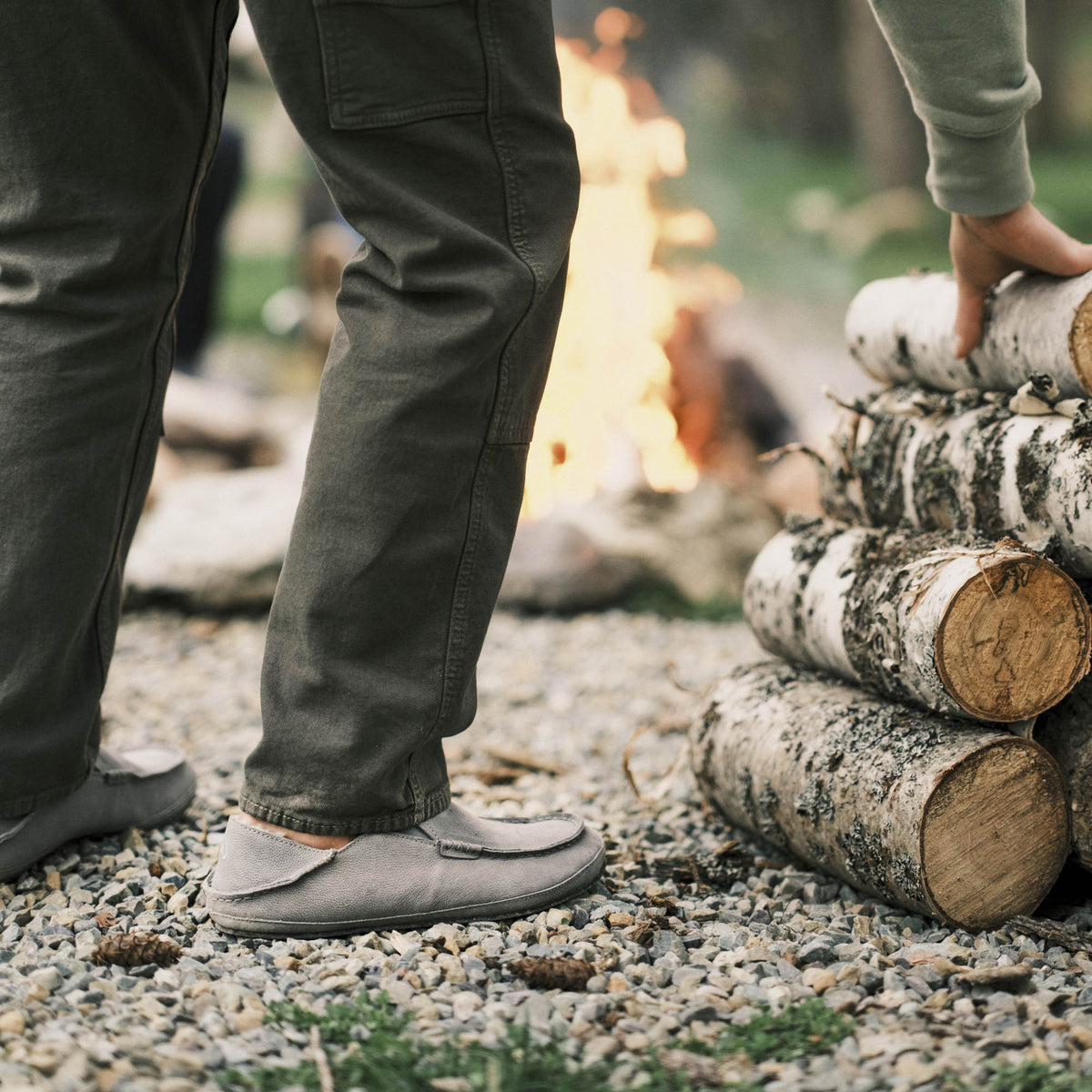 OluKai Moloā Men's Leather Slippers - Men