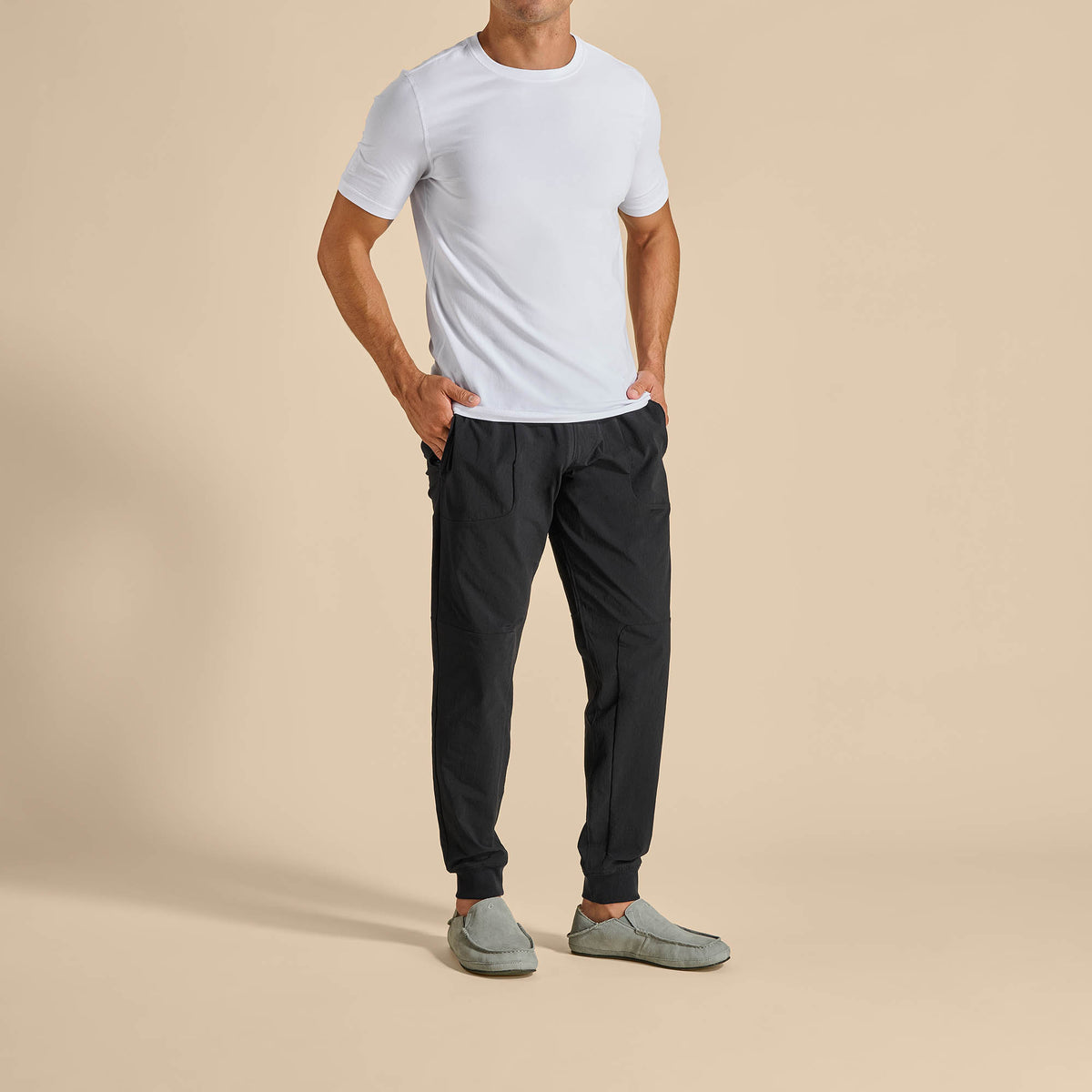 OluKai Moloā Men's Leather Slippers - Men