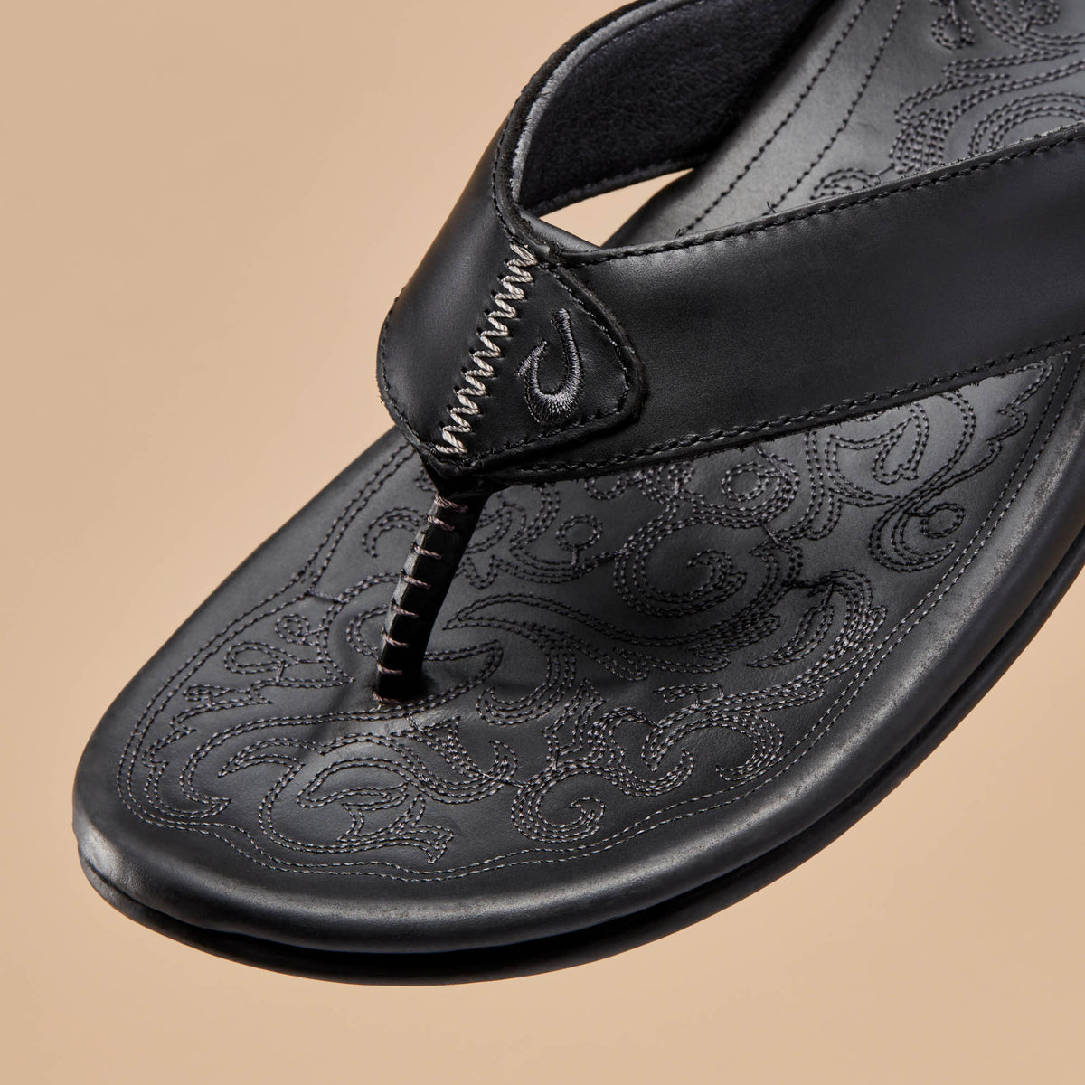OluKai Mekila Men's Full-Grain Leather Beach Sandals - Men