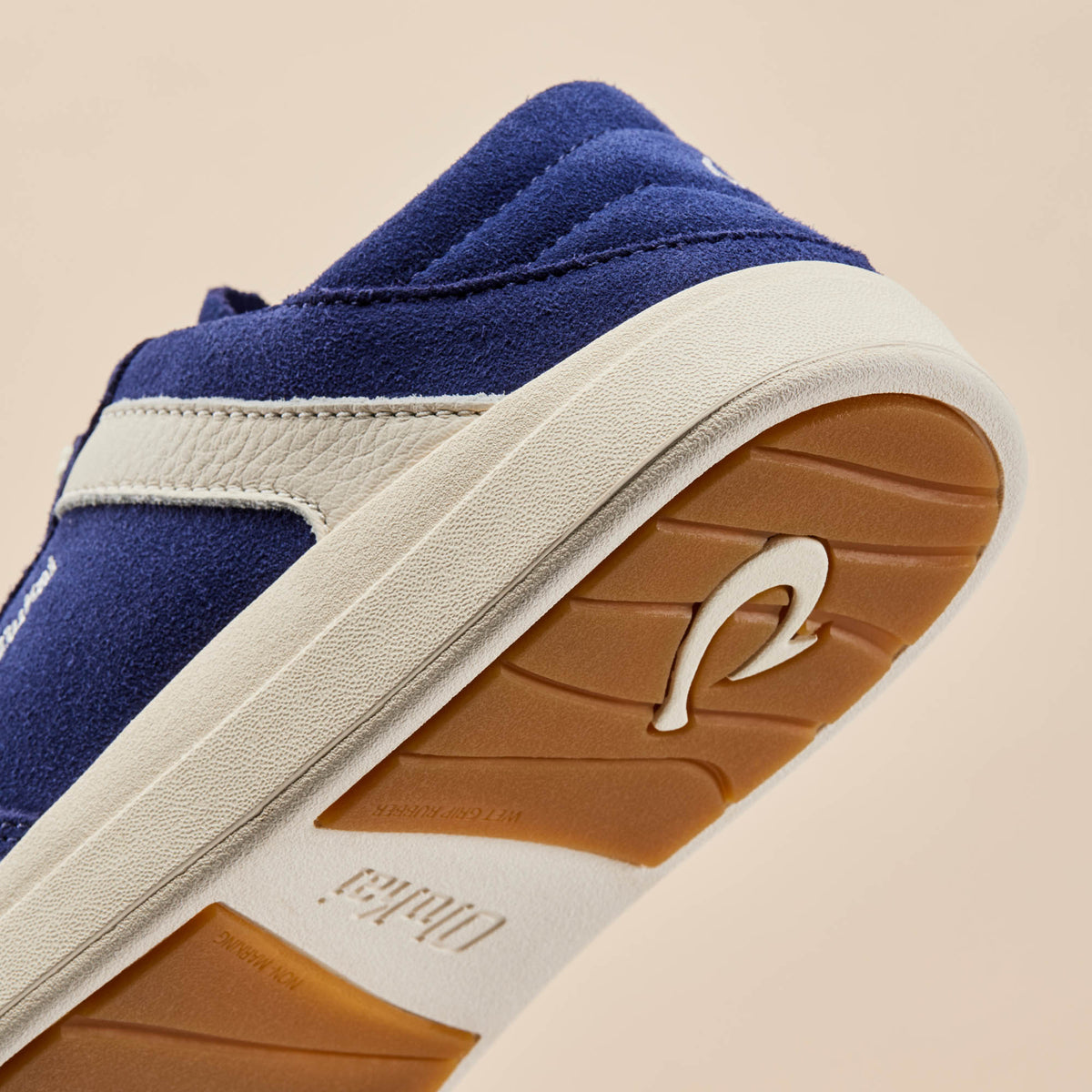 OluKai Hā‘upu Women’s Leather Sneakers - Women