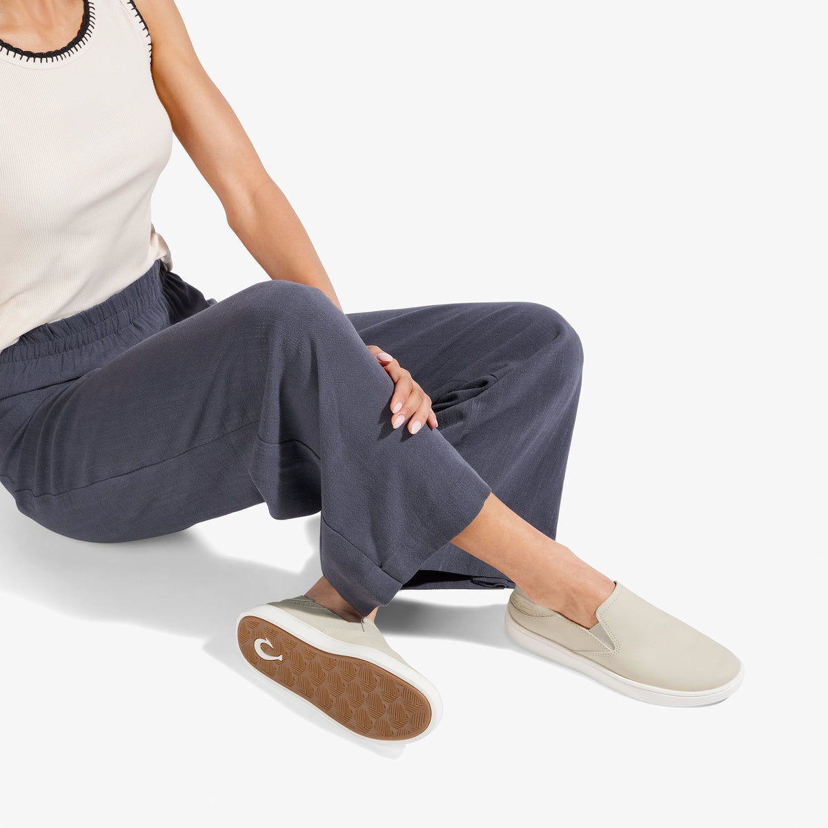 OluKai Pehuea Leather - Women|New Arrivals
