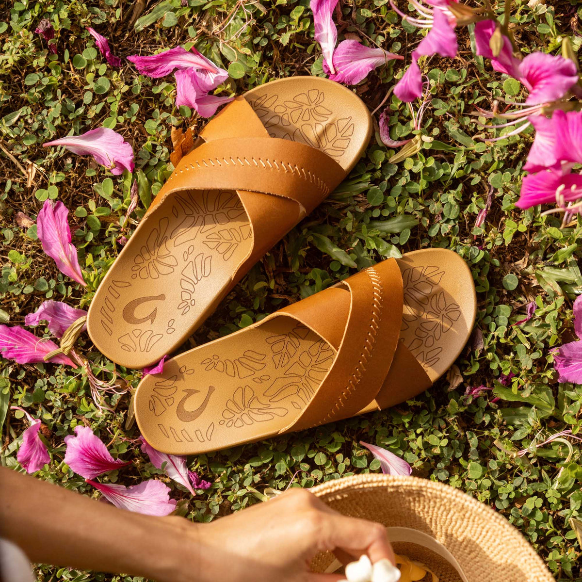 OluKai Kipe‘a ‘Olu Women‘s Slide Sandals - Women